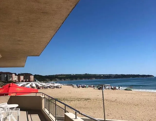 Apartment Beachfront Obzor