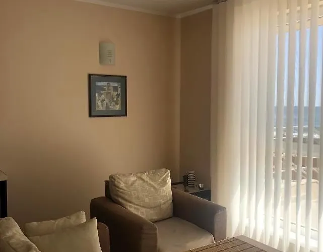 Beachfront Apartment *